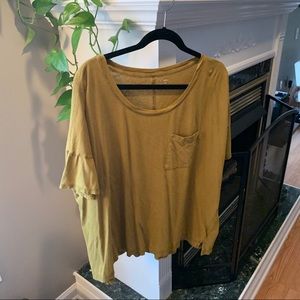 Olive boyfriend t-shirt